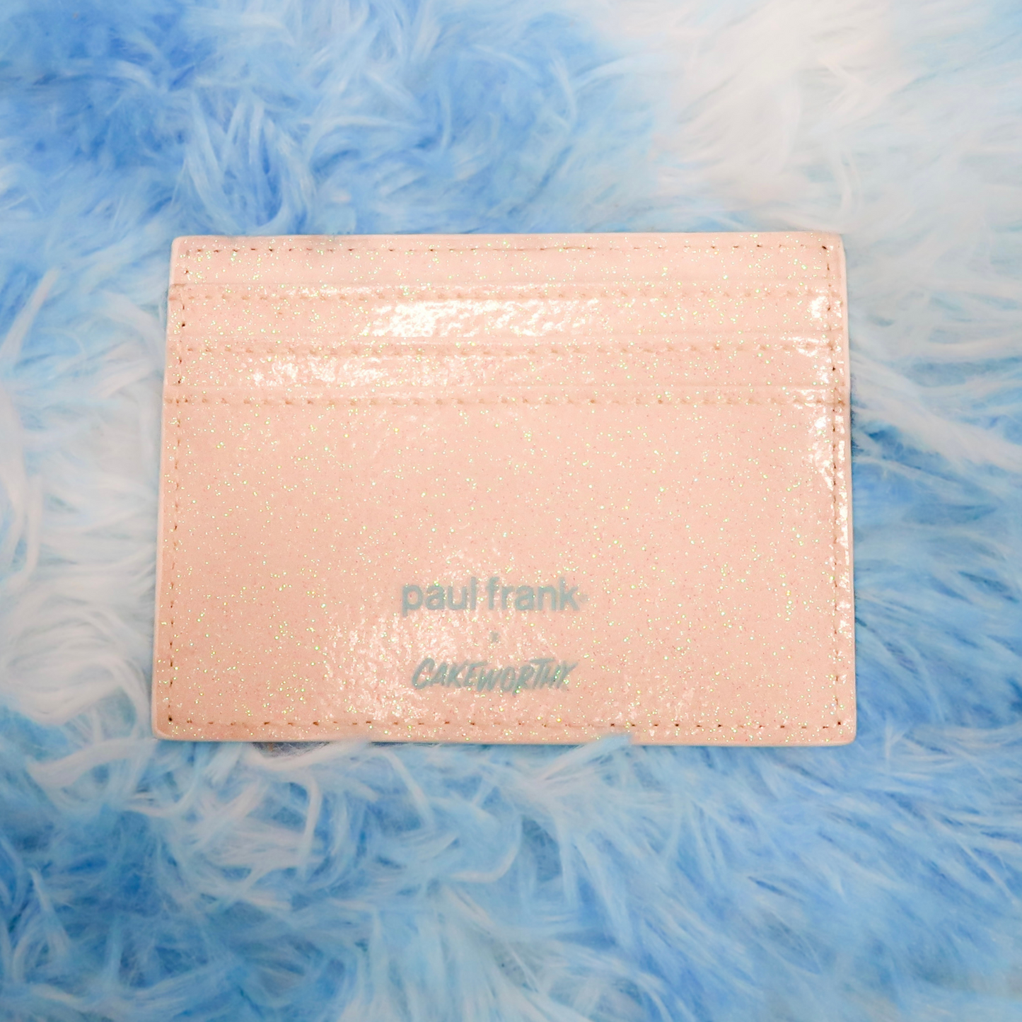 Paul Frank x Cakeworthy Tarjetero con glitter