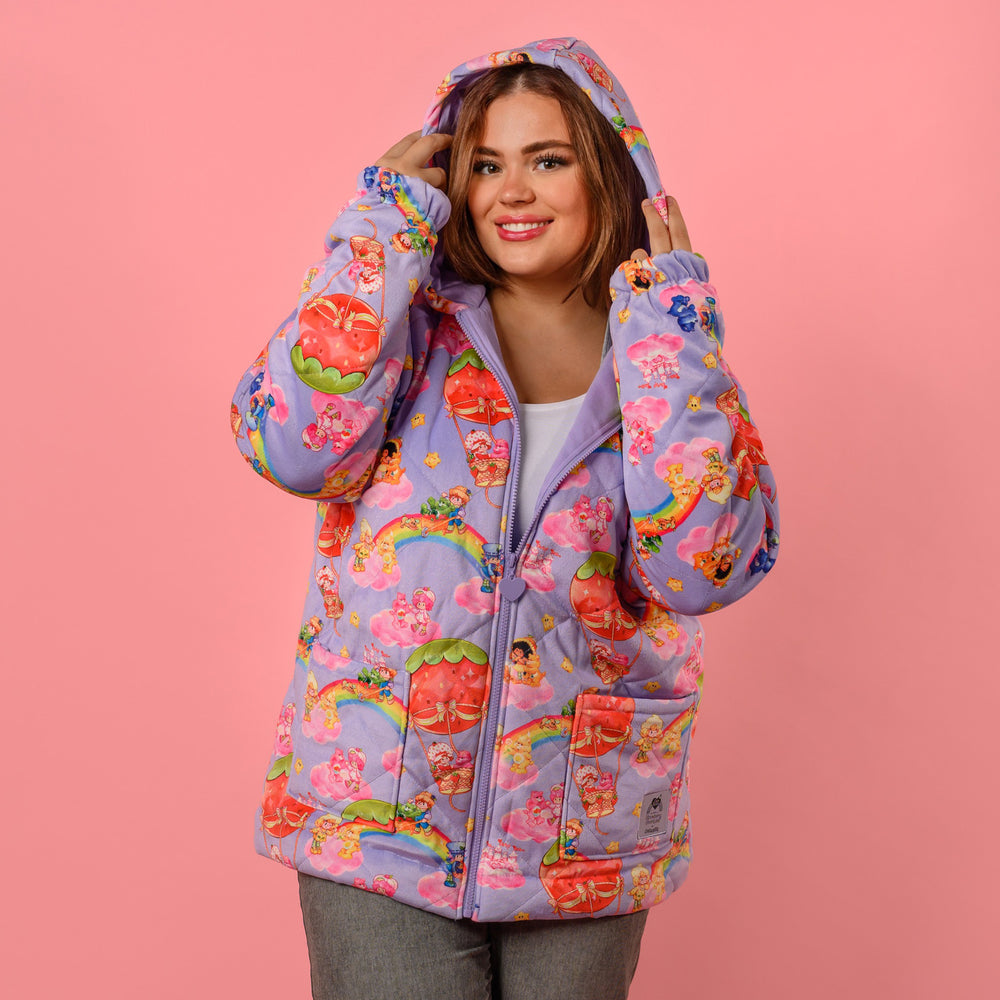 Chamarra Strawberry shortcake y Care bears x Cakeworthy Rosita Fresita Osito Cariñositos tipo terciopelo