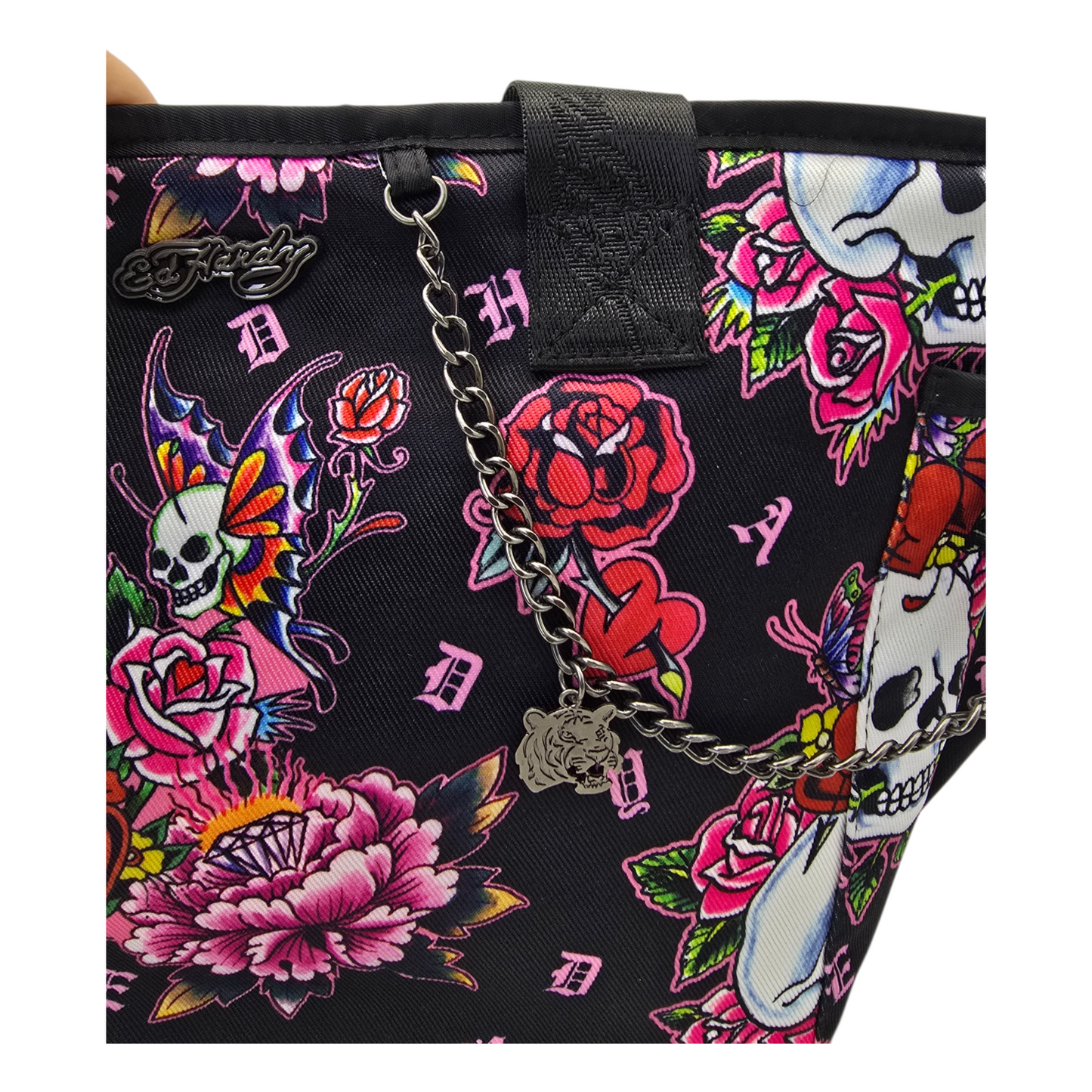 Bolso luch tote Ed Hardy aislado con 2 tupper