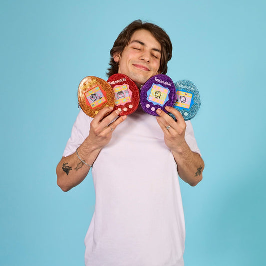 Pouch monedero Tamagotchi x Cakeworthy color a elegir