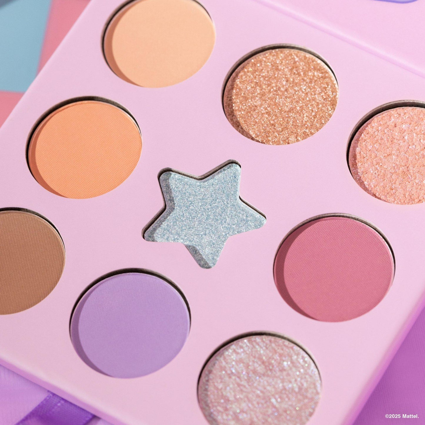 Polly Pocket Essence make up Paleta pequeña de Sombras medidas aprox 10x10 cms de bolsillo
