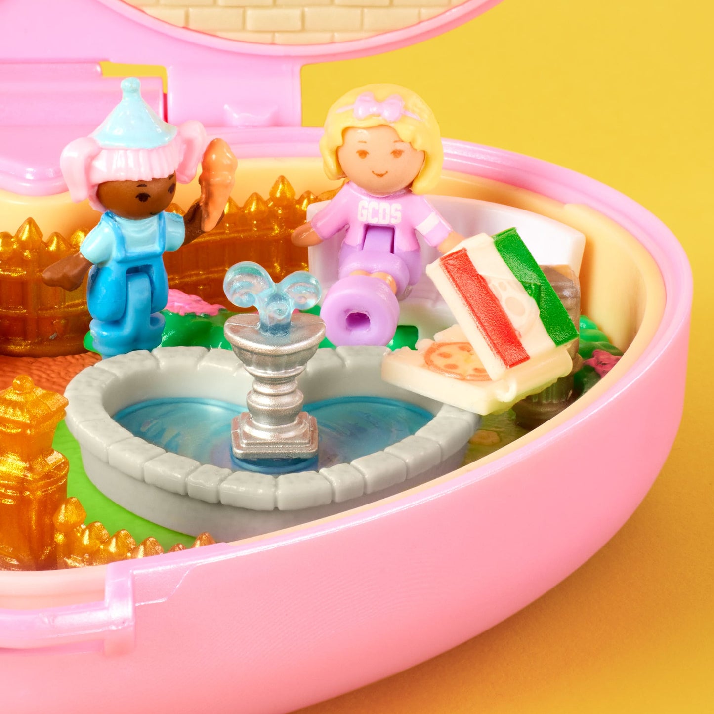 PREVENTA Polly Pocket x GCDS