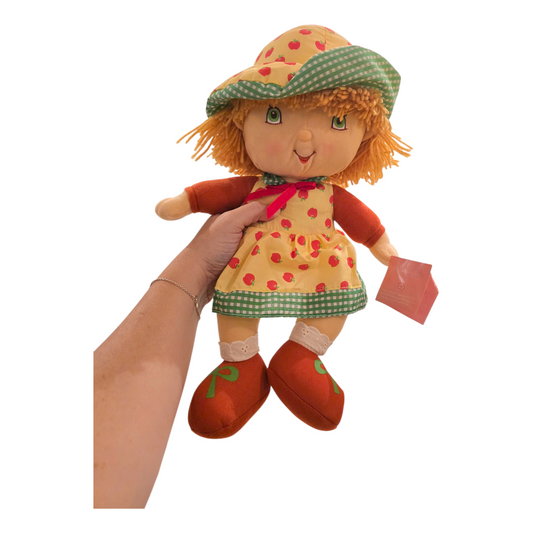 Muñeca vintage año 2004 Peluche Mediana 30 cms Rosita Fresita Manzanita Apple Dumpling Strawberry Shortcake