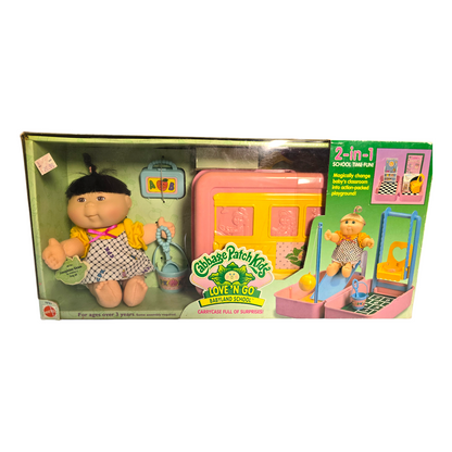 Cabbage Patch Vintage Love n go Josephine Grace 30 Agosto (ligero cambio de color en case. Ver fotos)