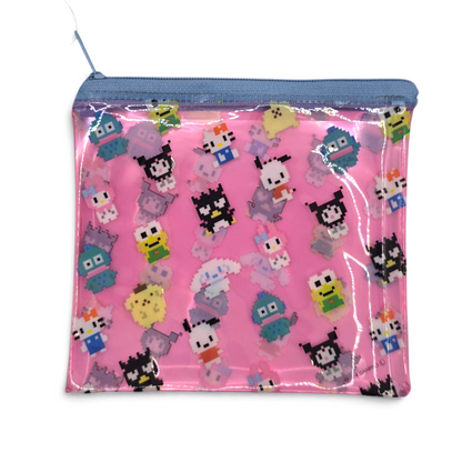 Bolsita multiusos tipo sobre Plano Sanrio Japon Original licencia medida aprox 12.5x14 cms Characters 8 bits