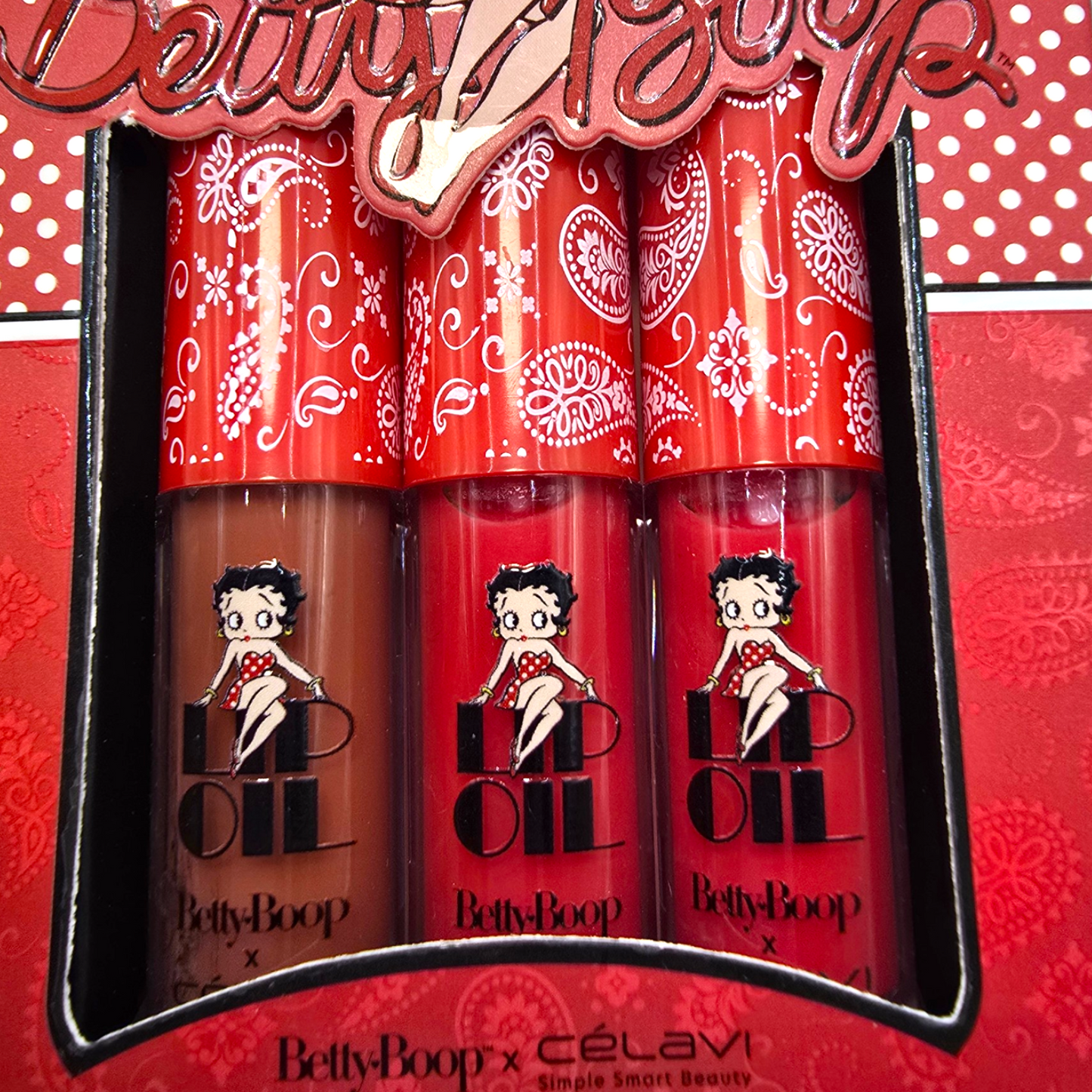 Set lip oils entintados Plumper Betty Boop Célavi Maquillaje Make up