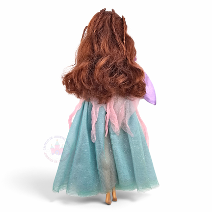 Muñeca Vintage Barbie - Usada/Segunda Mano - Con Detalles Estéticos #15 🚨 Le falta una mano 😭 y dedito. Tiene nombre escrito con plumin en la espalda