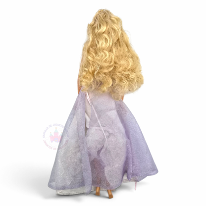 Muñeca Vintage Barbie - Usada/Segunda Mano - Con Detalles Estéticos #18 Annika Magia Pegaso 🚨 Tiene nombre escrito con plumin en la espalda