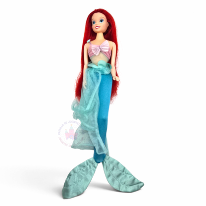 Muñeca Vintage Disney - Usada/Segunda Mano - Con Detalles Estéticos #19 🚨 Tiene nombre escrito con plumin en la espalda