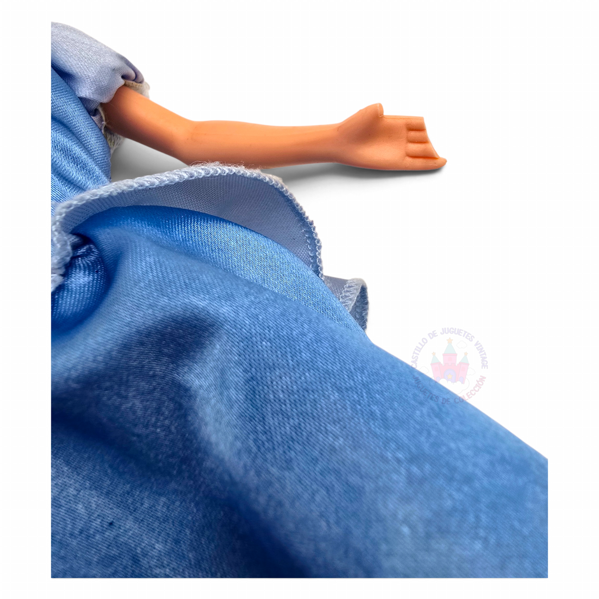 Muñeca Vintage Disney - Usada/Segunda Mano - Con Detalles Estéticos #21 🚨 Sin dedos. Tiene nombre escrito con plumin en la espalda