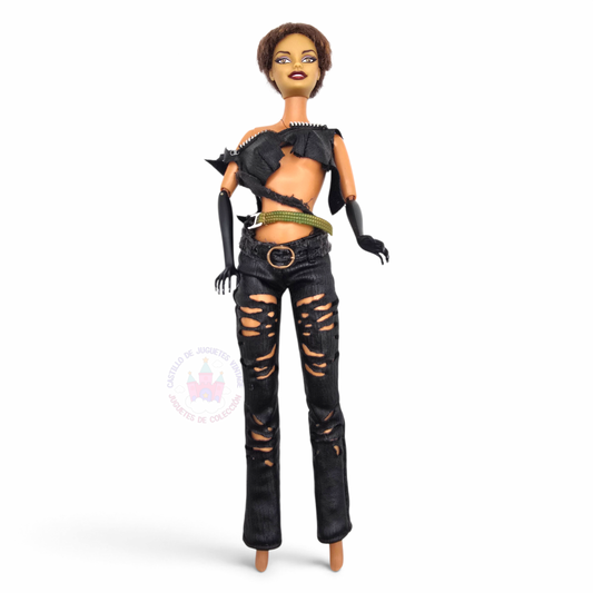 Muñeca Vintage Barbie - Usada/Segunda Mano - Con Detalles Estéticos #32 Catwoman 🚨 Cabello Cortado, piernas flojas, ropa sin Velcro, cara amarillenta