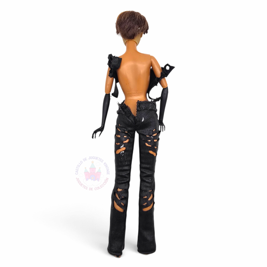 Muñeca Vintage Barbie - Usada/Segunda Mano - Con Detalles Estéticos #32 Catwoman 🚨 Cabello Cortado, piernas flojas, ropa sin Velcro, cara amarillenta