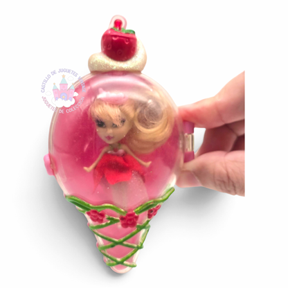 Muñeca Vintage Barbie Peekaboo Petites Club - Pre-Loved ❤️/Segunda Mano #23 Ice Cream Cuties Año 2008 Strawberry Ice Cream Simone