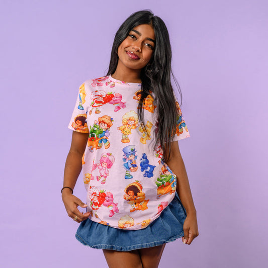 Playera unisex Strawberry shortcake y Care bears x Cakeworthy Rosita Fresita Ositos Cariñositos