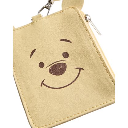 Pooh Tarjetero. Con monedero y lazo para colgarse tipo gafete/Crossbody