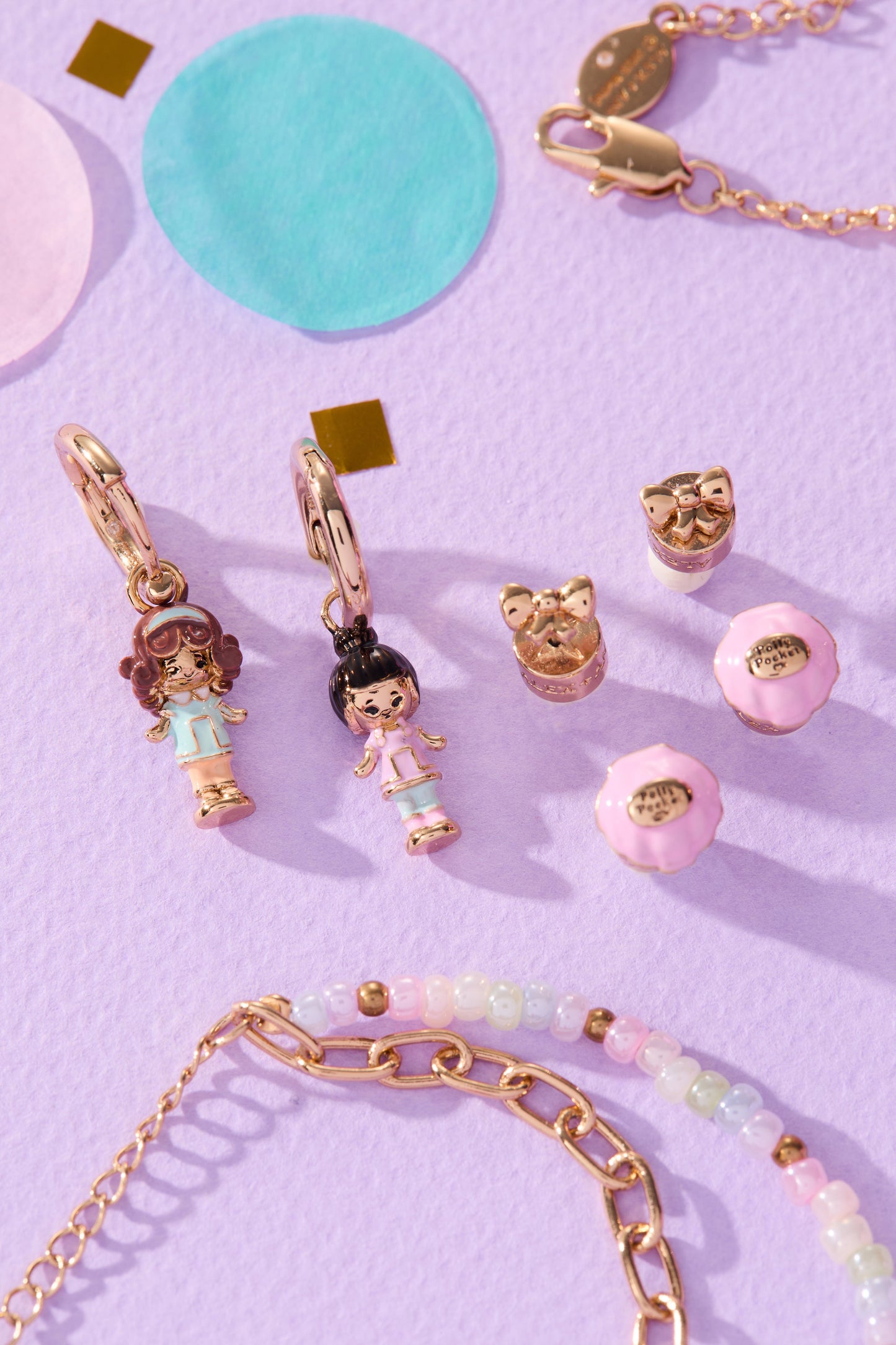 ⚠️PREVENTA IMPORTACIÓN Set de Aretes Polly Pocket™ (3 Piezas) Alex+Ani ORIGINAL Joyeria Original Licencia Mattel Se enviará alrededor de 15 días después de su compra