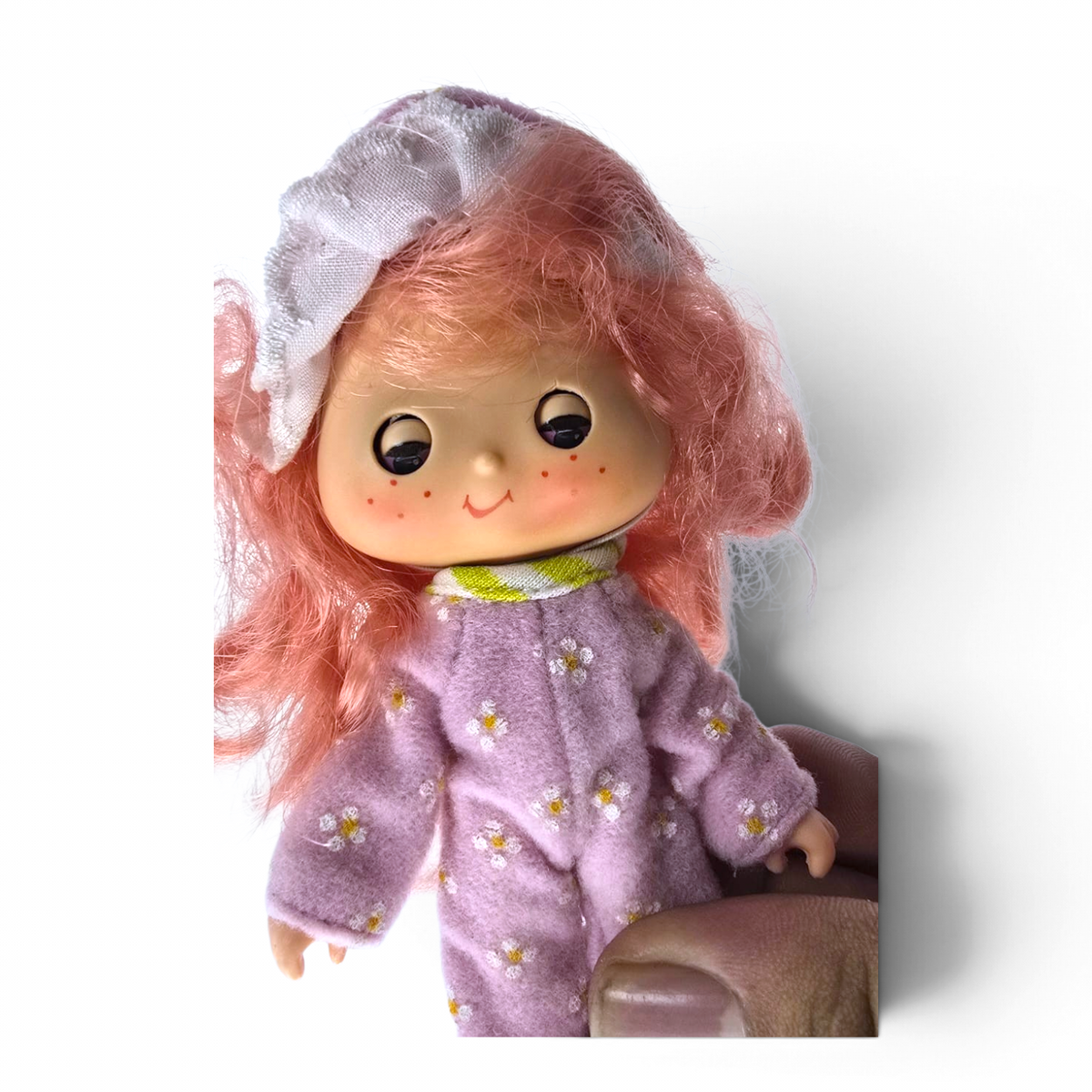 Muñeca Vintage Reacondicionada 💕 Pre-Loved Segunda Mano Rosita Fresita / Strawberry Shortcake #22 se traba ligeramente su ojito (Podría tener accesorios genéricos)