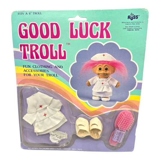 Vintage Good Luck Troll Ropa: Enfermera