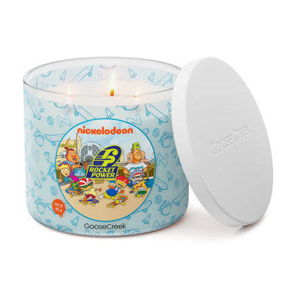 Rocket Power Nickelodeon 3-Wick Candle - vela prendida