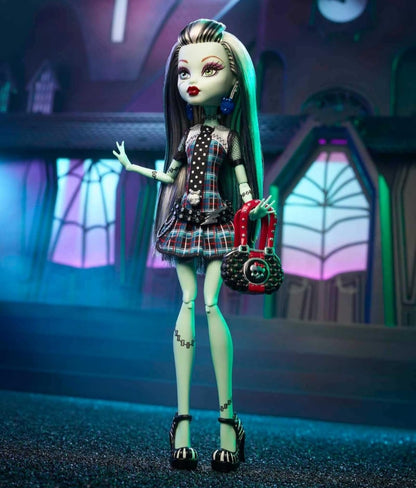 Monster high Creeproductions Booriginal 2024 Frankie Stein