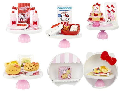 Hello Kitty Mini verse Bola Sorpresa