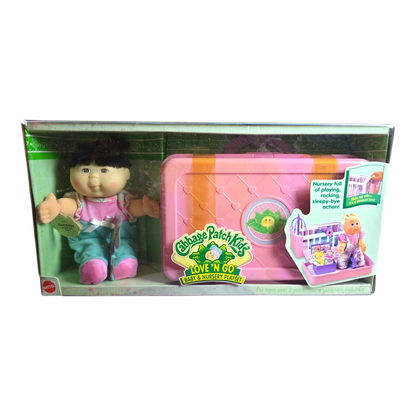 Cabbage Patch Vintage Love n go Hazel Kelsey 1 Enero (Ligero cambio de color por sol. Ver fotos)
