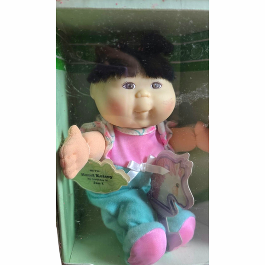 Cabbage Patch Vintage Love n go Hazel Kelsey 1 Enero (Ligero cambio de color por sol. Ver fotos)